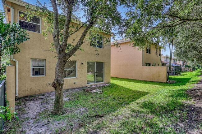 Building Photo - 10585 Cocobolo Way