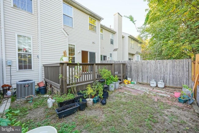 Building Photo - 443 Tuvira Ln
