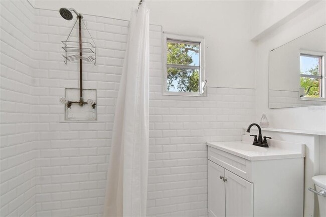 Building Photo - 1925 52nd St S