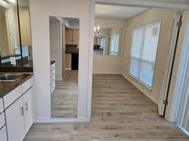 Building Photo - 14324 Haymeadow Cir