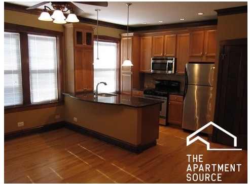 Building Photo - 3515 W Argyle St