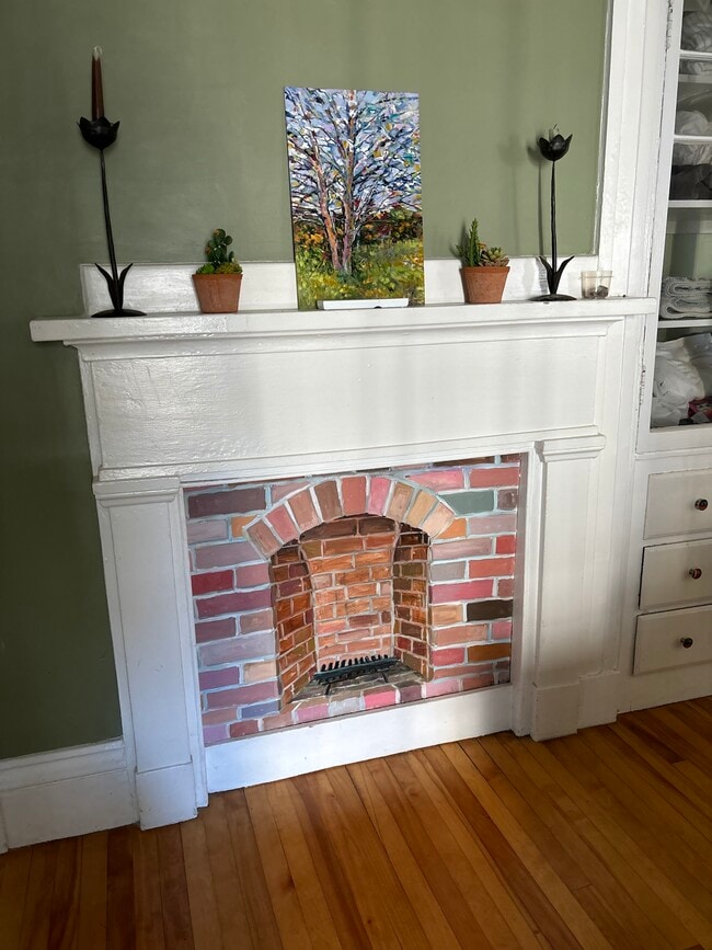 Building Photo - 272 Danforth St