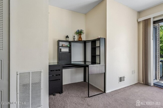 Building Photo - 289 Bromley Pl