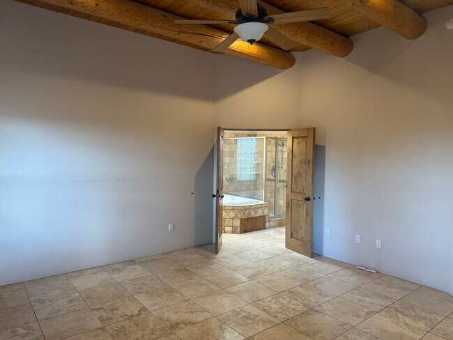 Building Photo - 54 Encantado Loop