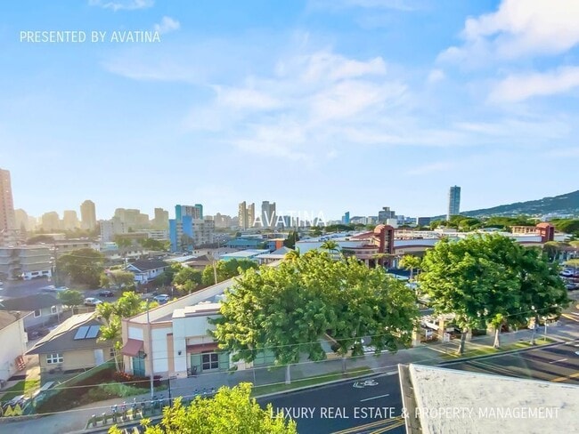 Building Photo - 837 Kapahulu Ave