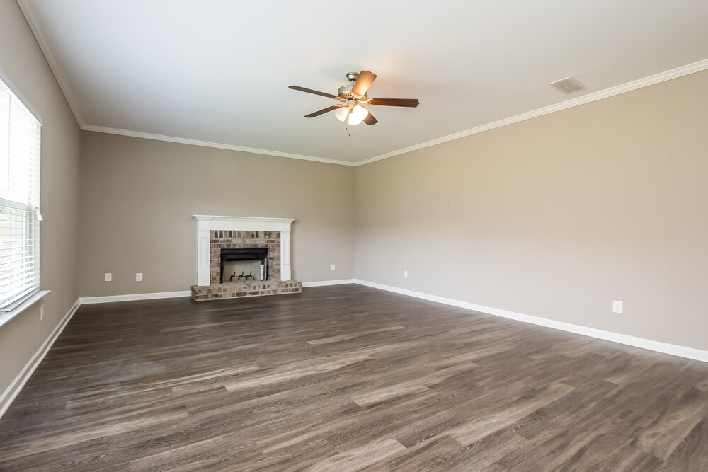 Building Photo - 737 Fieldcrest Dr