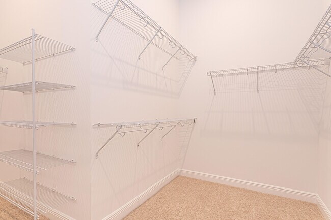Building Photo - 9155 SW Esule Way
