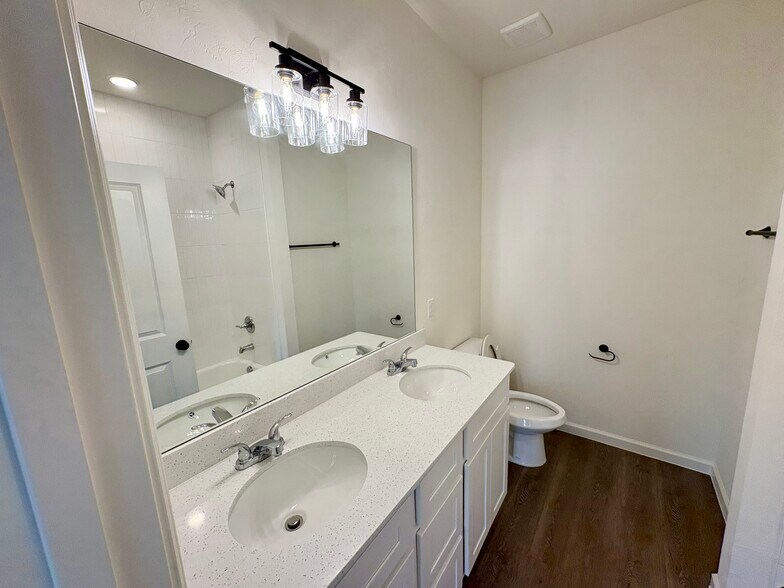 Building Photo - 212 NW 122nd St