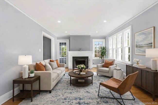 Building Photo - 37 Longview Dr