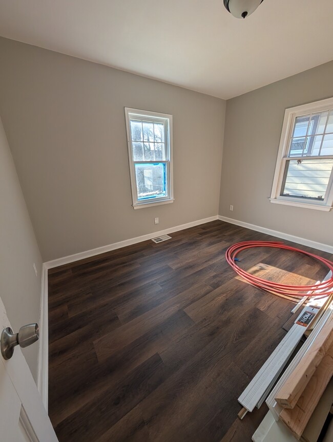 Building Photo - 2077 SW Lane St