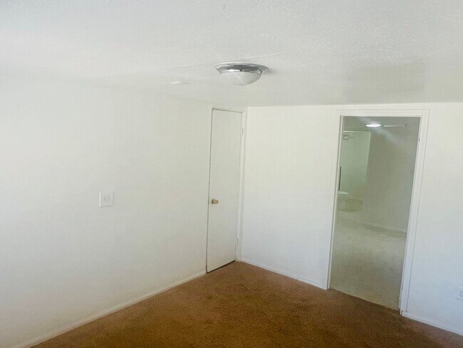 Building Photo - Charming 3-Bedroom Home including 250sqft ...