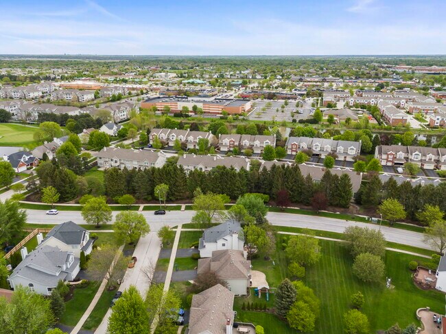 Building Photo - 3404 Interlochen Ln