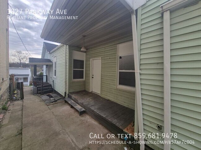 Building Photo - 1327 Parkway Ave