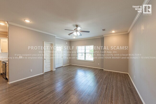 Building Photo - 1284 N Corsica Dr