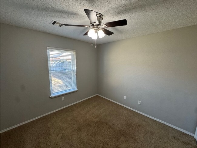 Building Photo - 1160 S Jasmine Ln