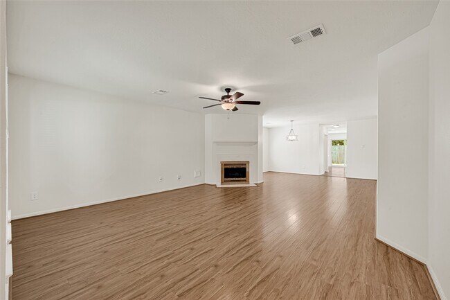 Building Photo - 4826 Gypsy Forest Dr