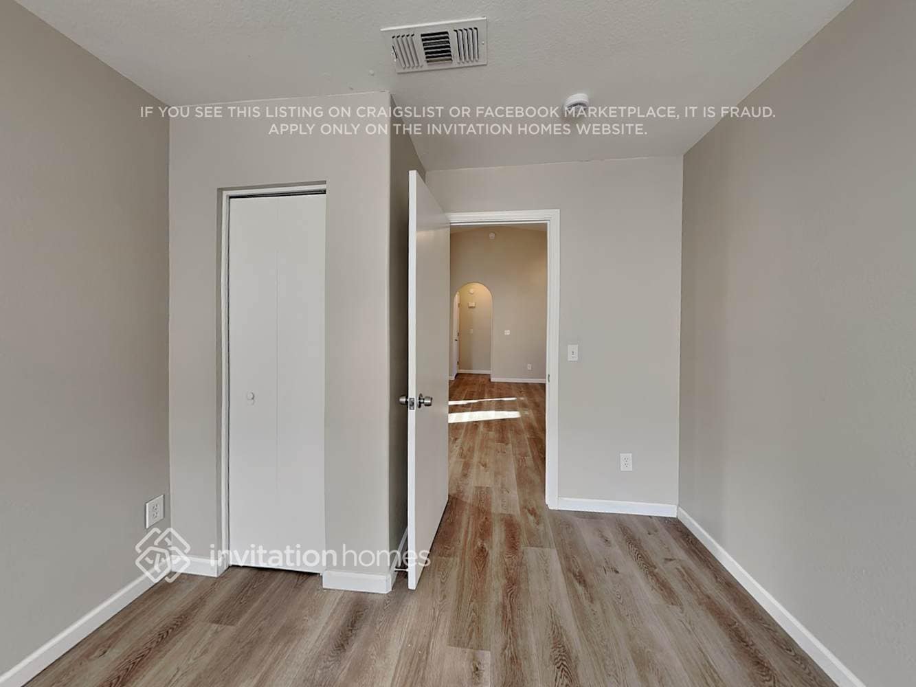 Building Photo - 10219 N 89th Ave