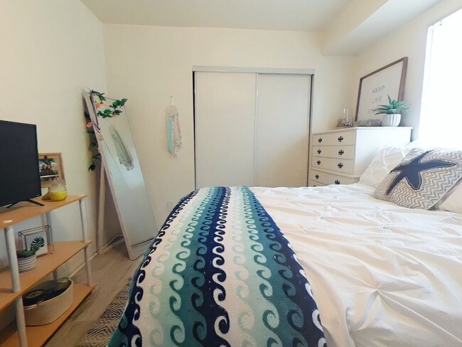 Building Photo - Huge 2 story 8 bed room Home: a hop and a skip from SDSU!  You will never be late to class!