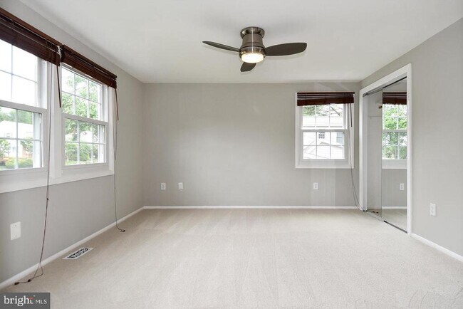 Building Photo - 4324 Moylan Ln