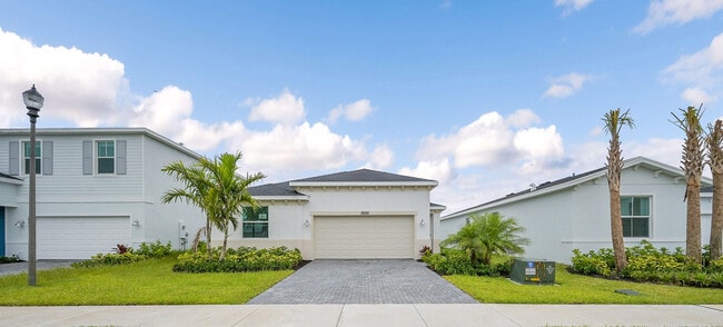 Building Photo - 3550 Angler Dr