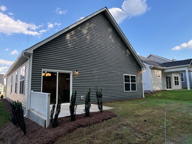 Building Photo - Renaissance at White Oak