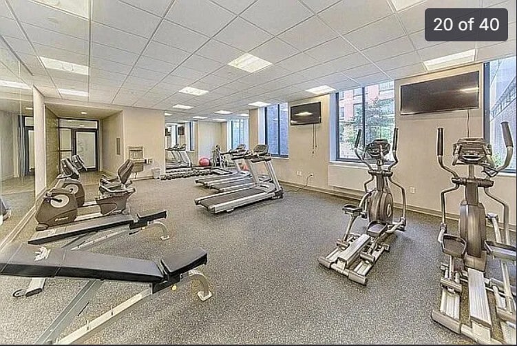 Building Photo - 8 Vanderbilt Ave