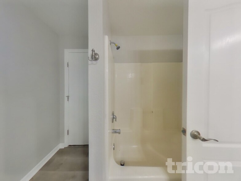 Building Photo - 4251 Galvin Ln