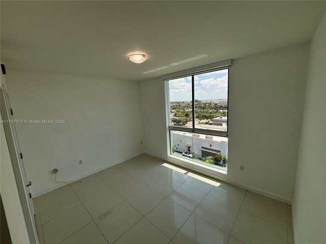 Building Photo - 7661 NW 107th Ave