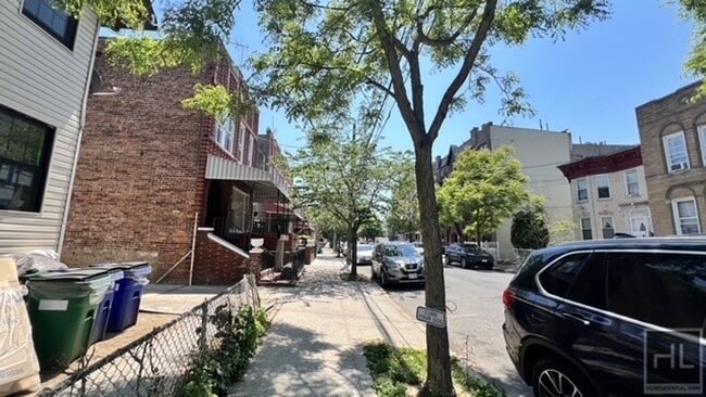 Building Photo - EAST 55th STREET