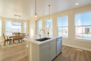 Building Photo - 43 S 1300 W