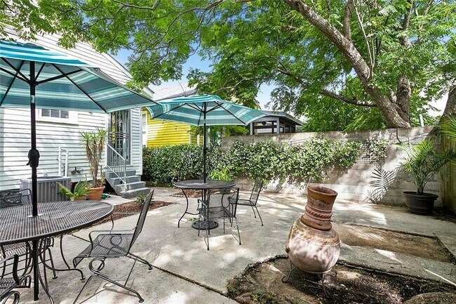 Building Photo - 619 Ninth St