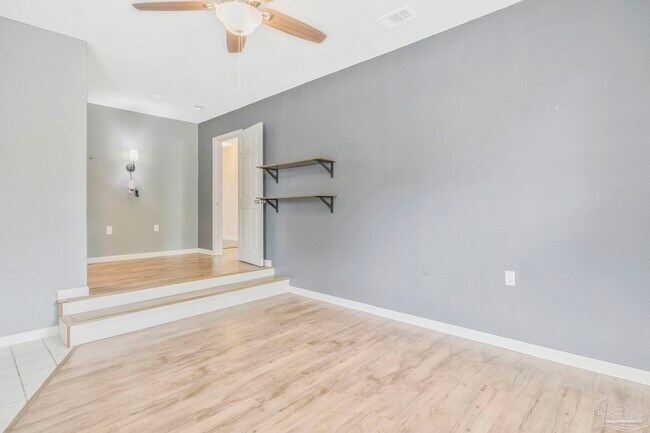 Building Photo - 2325 Merle Cir