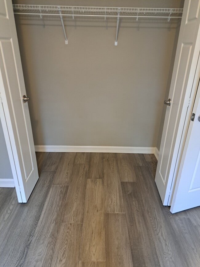 Building Photo - 202 Capital St