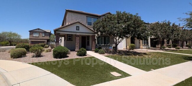 Building Photo - 2632 S Tobin