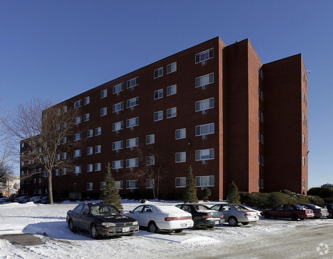 Lockwood Plaza Apartments 1650 Prairie Ave Providence RI 02905