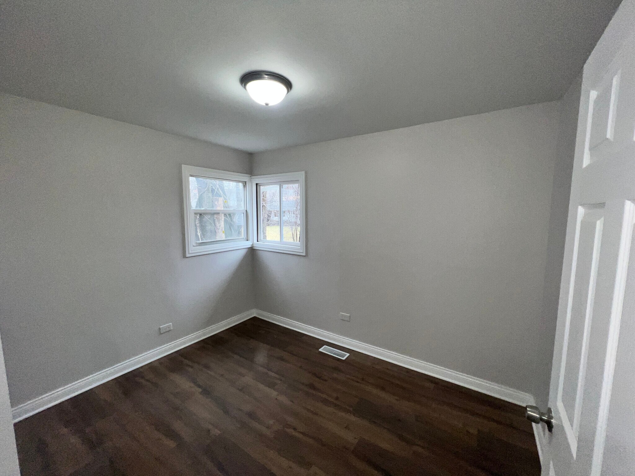 Building Photo - 222 Arcadia St