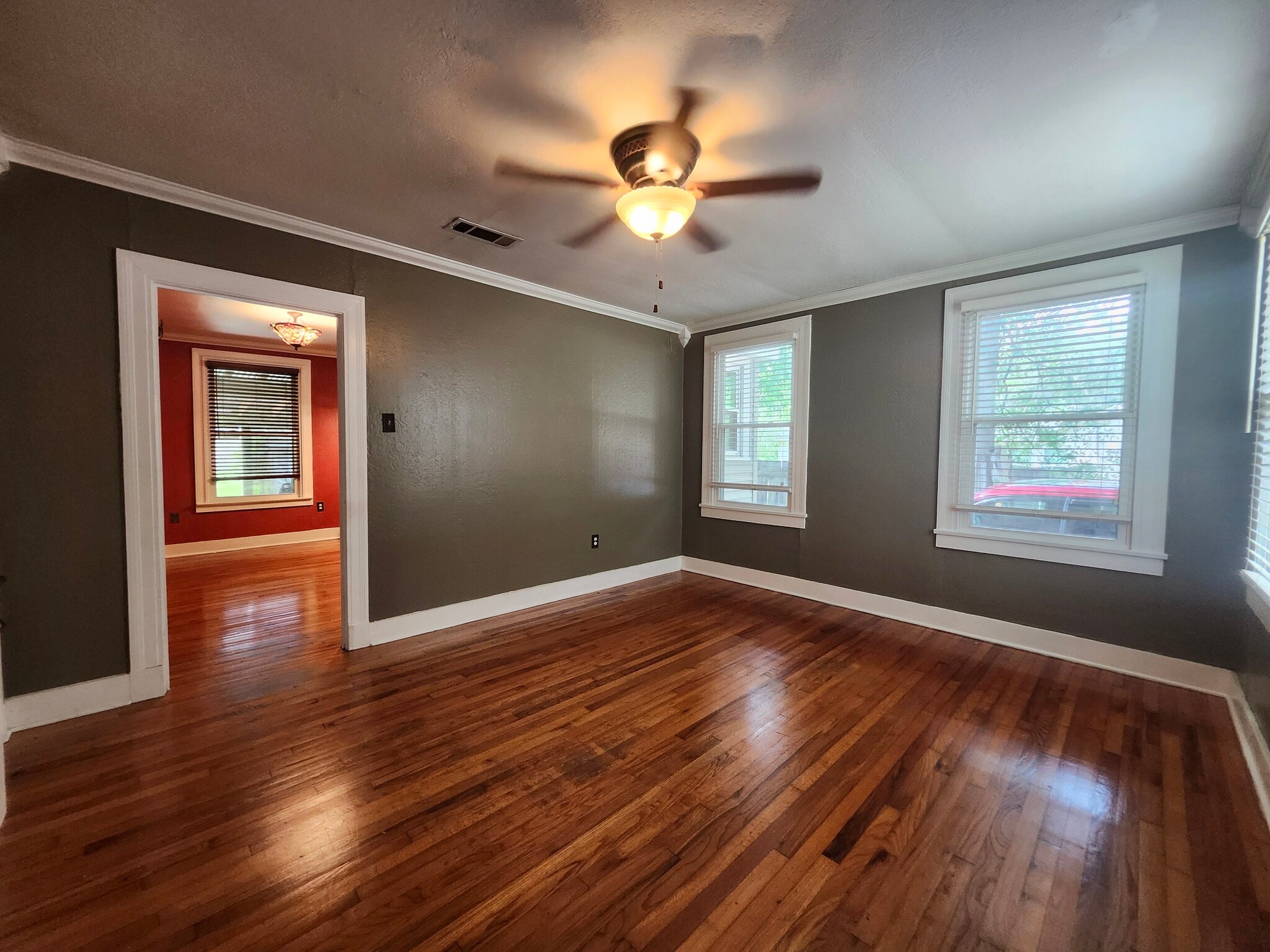 Building Photo - 1714 College Dr