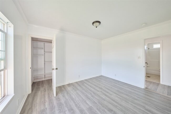 Building Photo - 928 Coen Rd