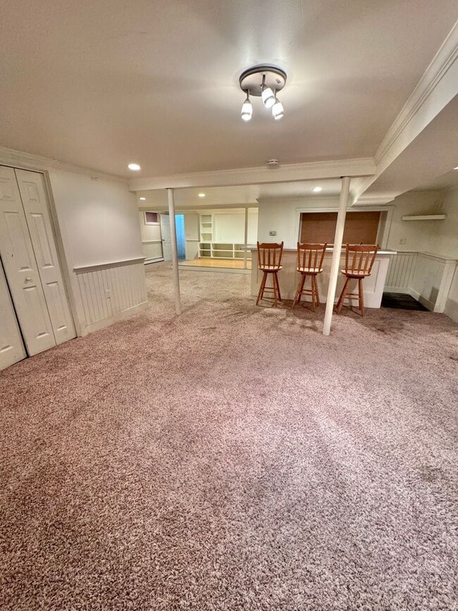 Building Photo - Beautiful Single Family Home in Portsmouth | 3 Bedroom 2.5 Bath Ranch w/ Finished Basement!