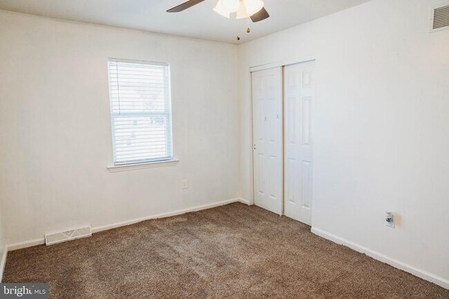 Building Photo - 312 Galean Dr