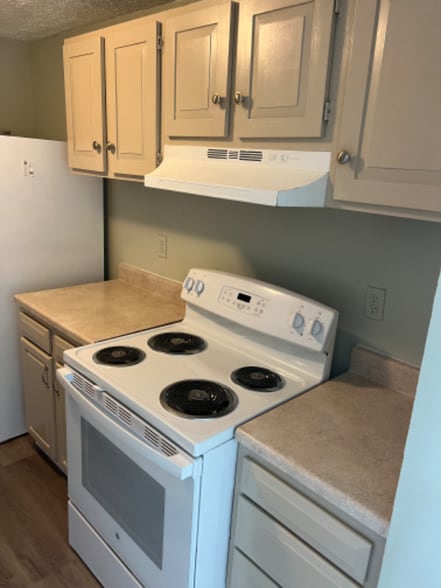 Building Photo - 106 Gooseneck Ct