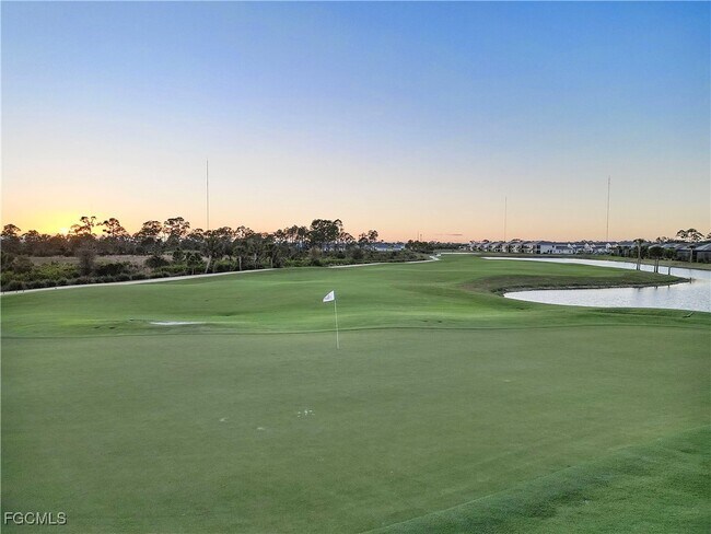 Building Photo - 43011 Greenway Blvd