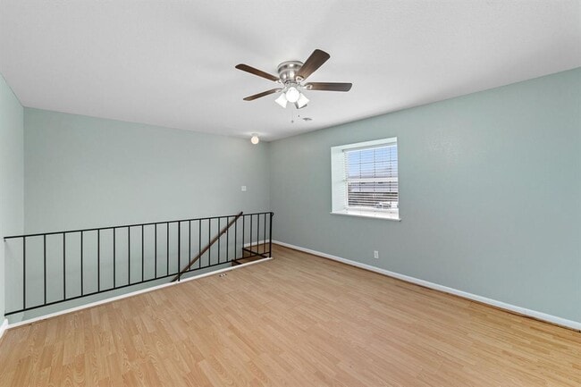 Building Photo - 2206 Mission Hill Dr