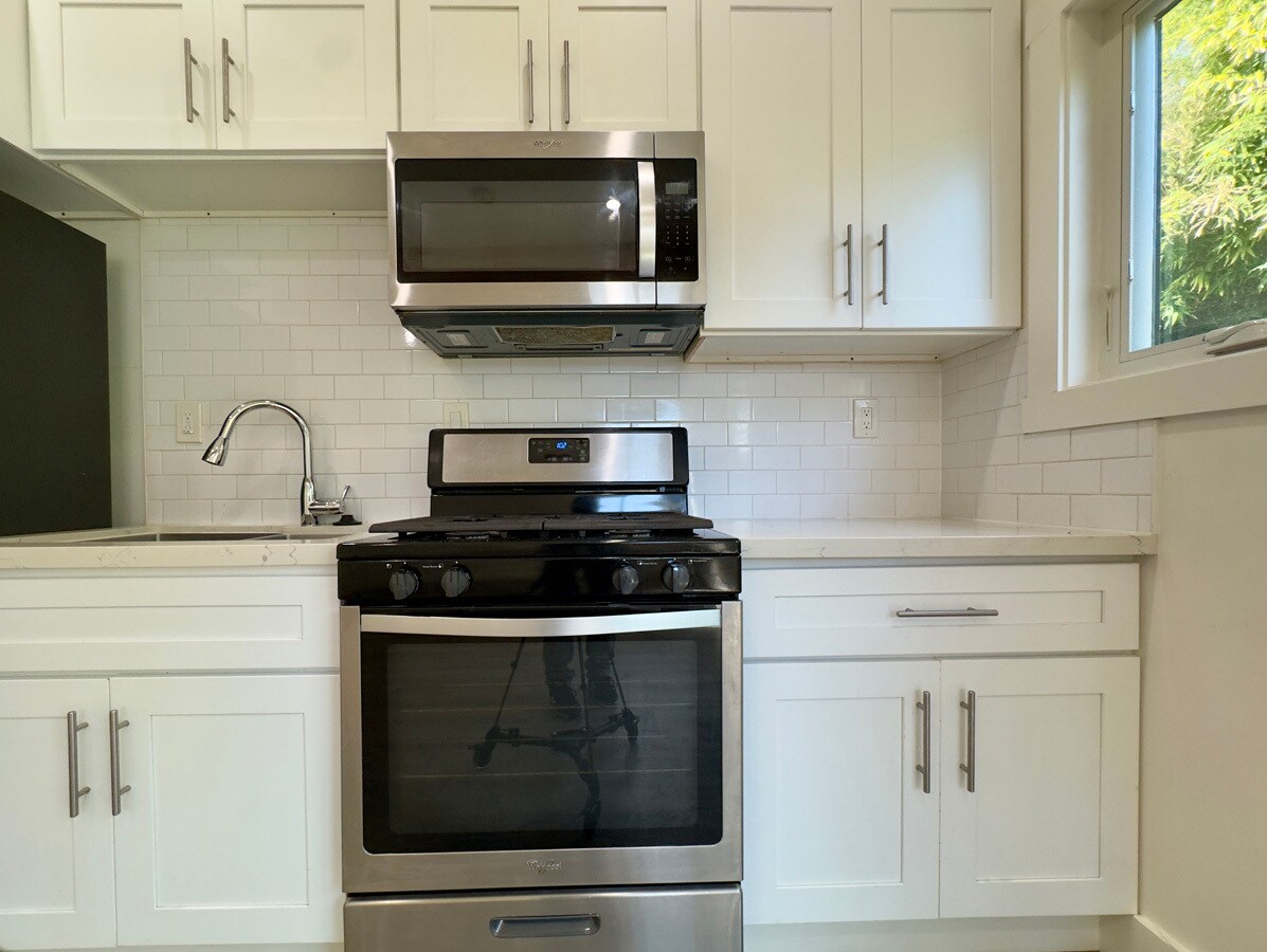 Building Photo - 1038 62nd St