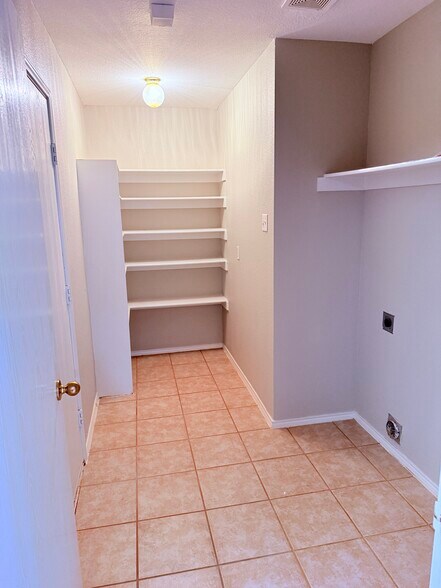 Building Photo - 1206 Rye Glen Dr