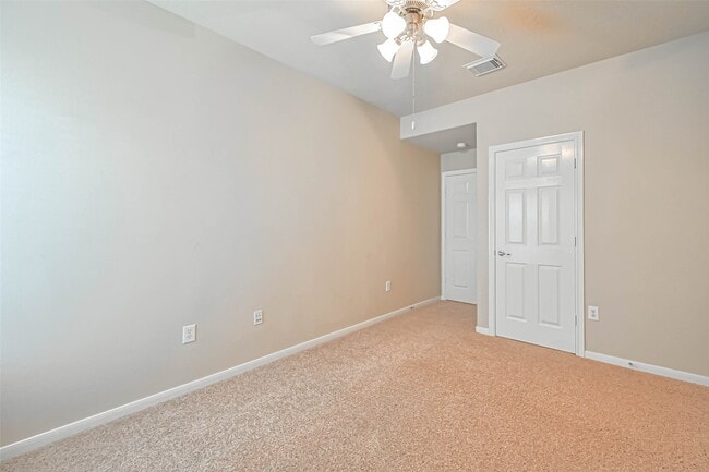 Building Photo - 5230 Garnetfield Ln