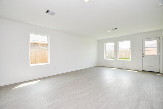 Building Photo - 6855 Lantana Leaf Ln