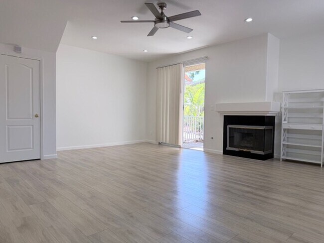 Building Photo - 18110 Flynn Dr