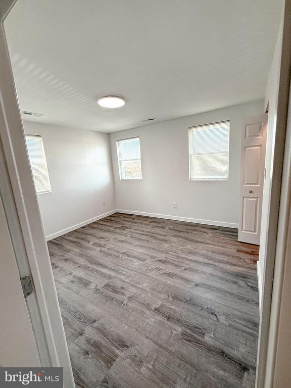 Building Photo - 7713 Baltimore St