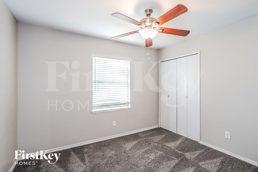 Building Photo - 16939 Macleish Dr